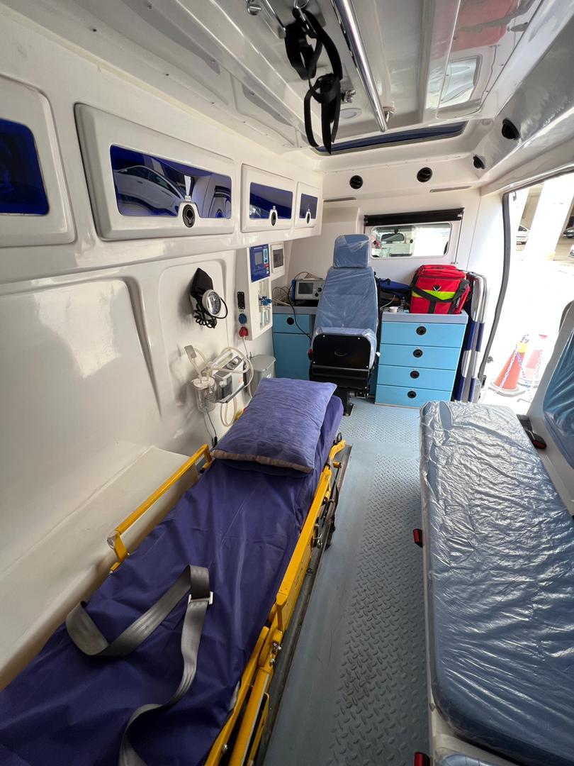 آمبولانس شبانه روزی امدادگران خزر در رشت